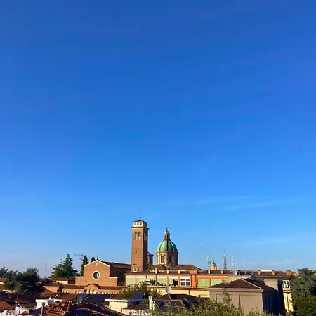 Vista Duomo Center *